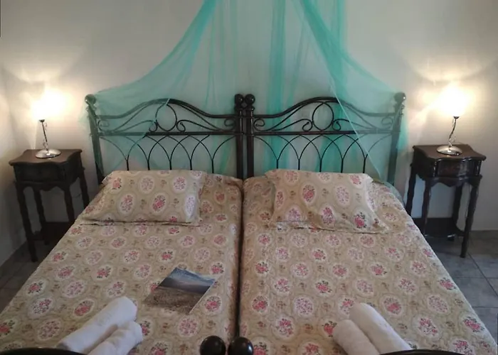 Sifnos View Aparthotel 3*